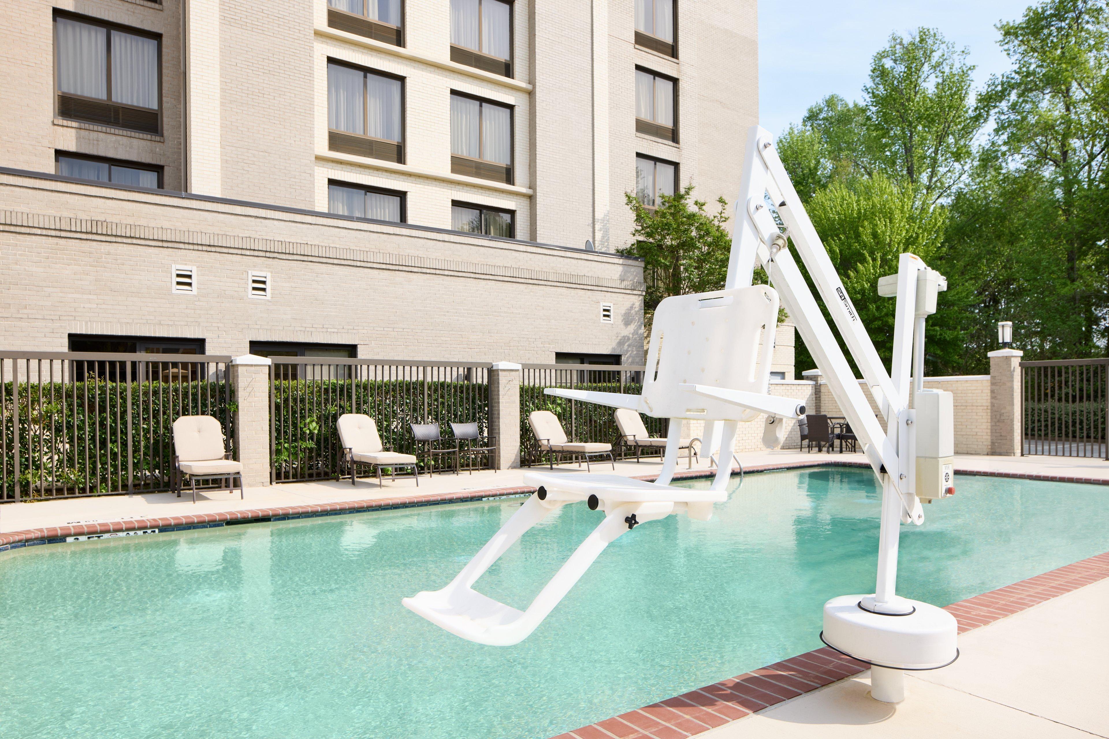 Holiday Inn Express & Suites Alpharetta By Ihg Buitenkant foto