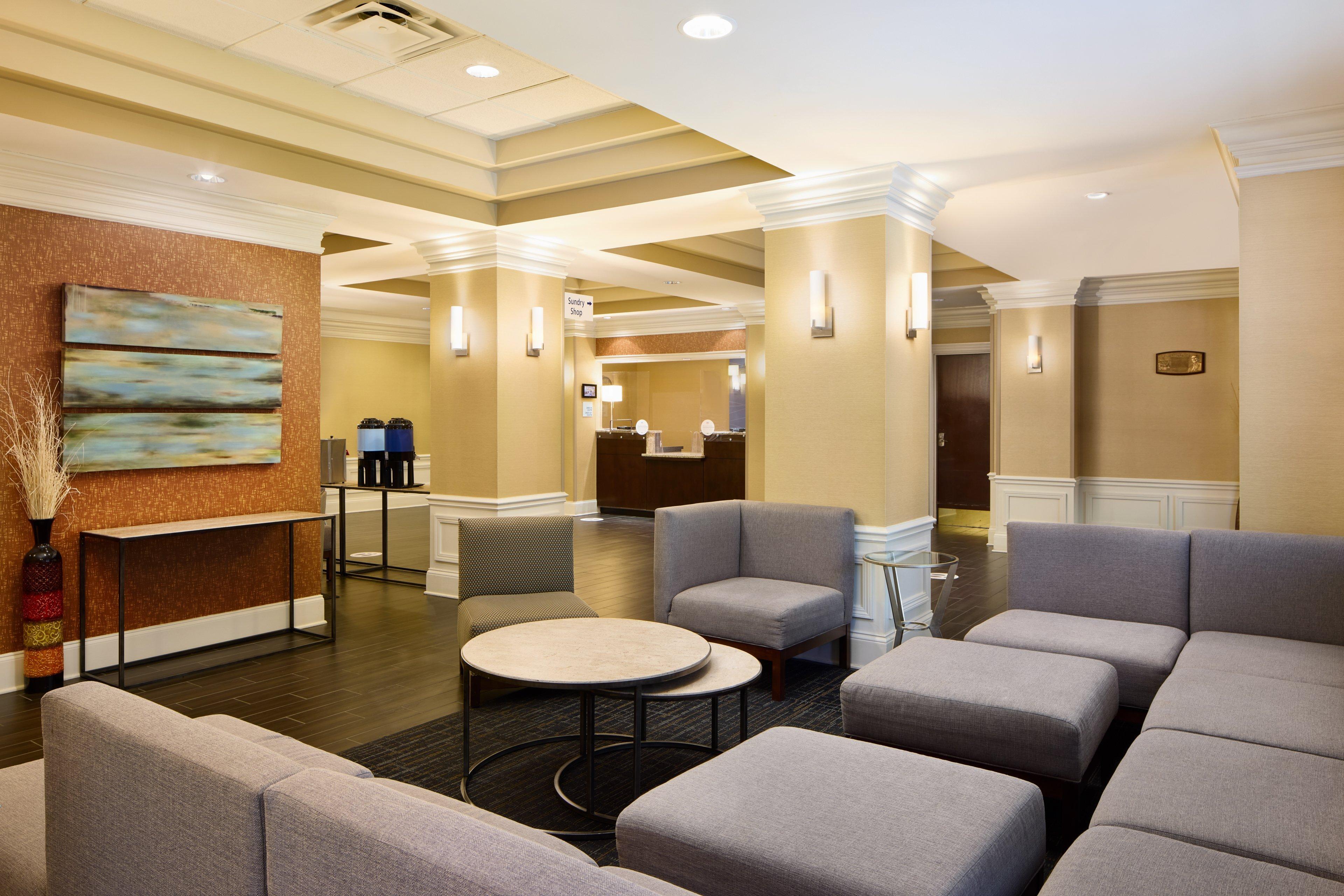 Holiday Inn Express & Suites Alpharetta By Ihg Buitenkant foto