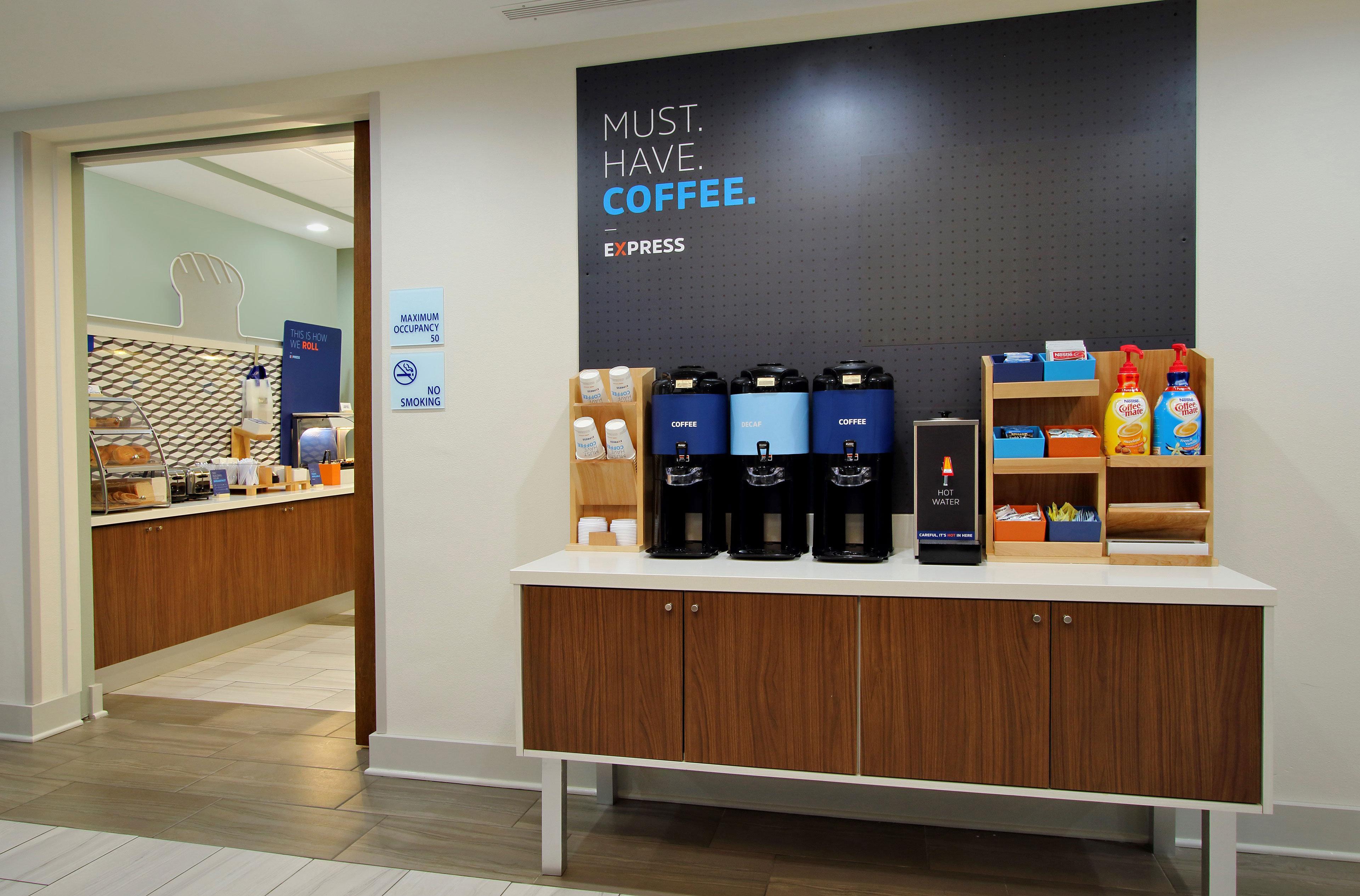Holiday Inn Express & Suites Alpharetta By Ihg Buitenkant foto