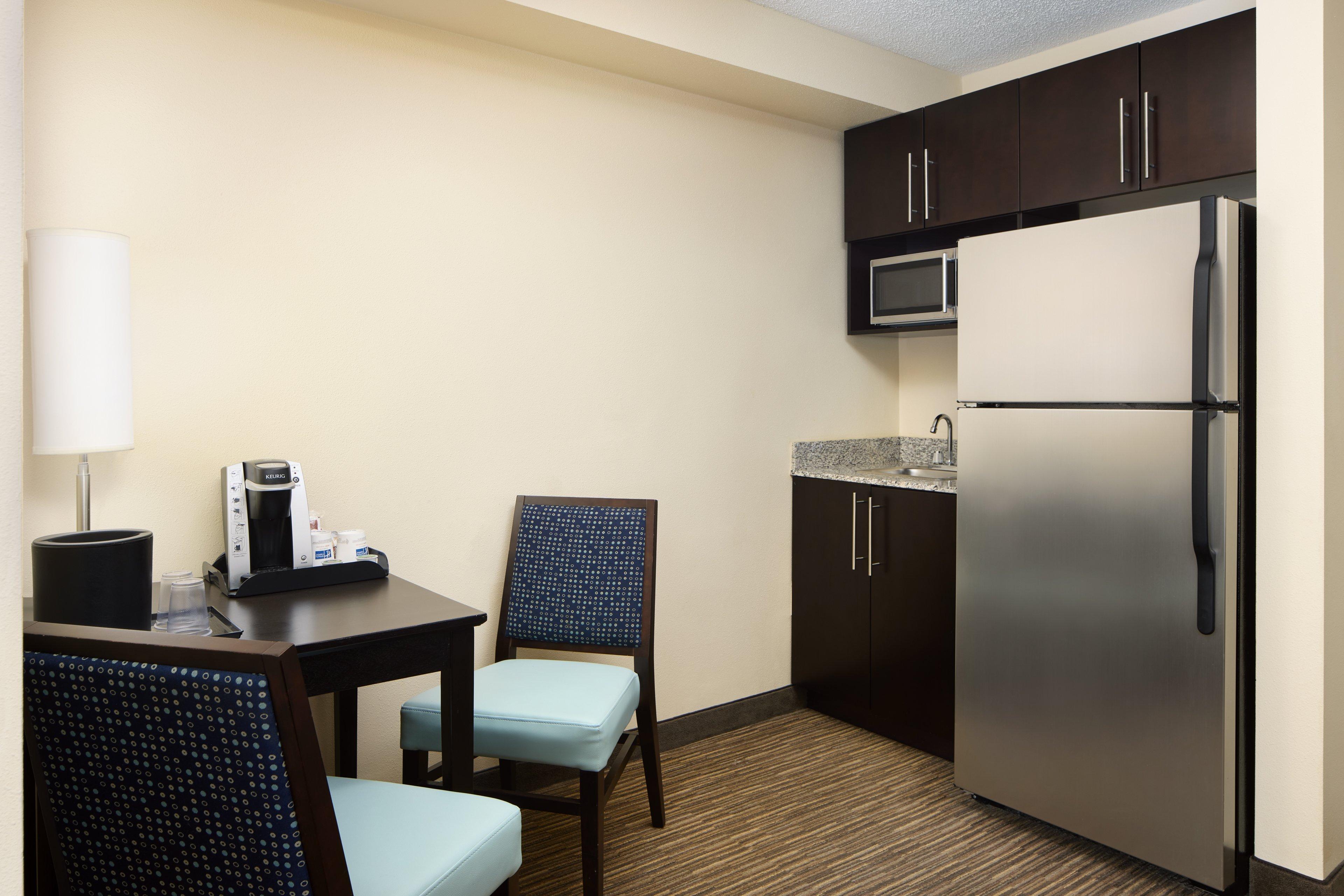 Holiday Inn Express & Suites Alpharetta By Ihg Buitenkant foto