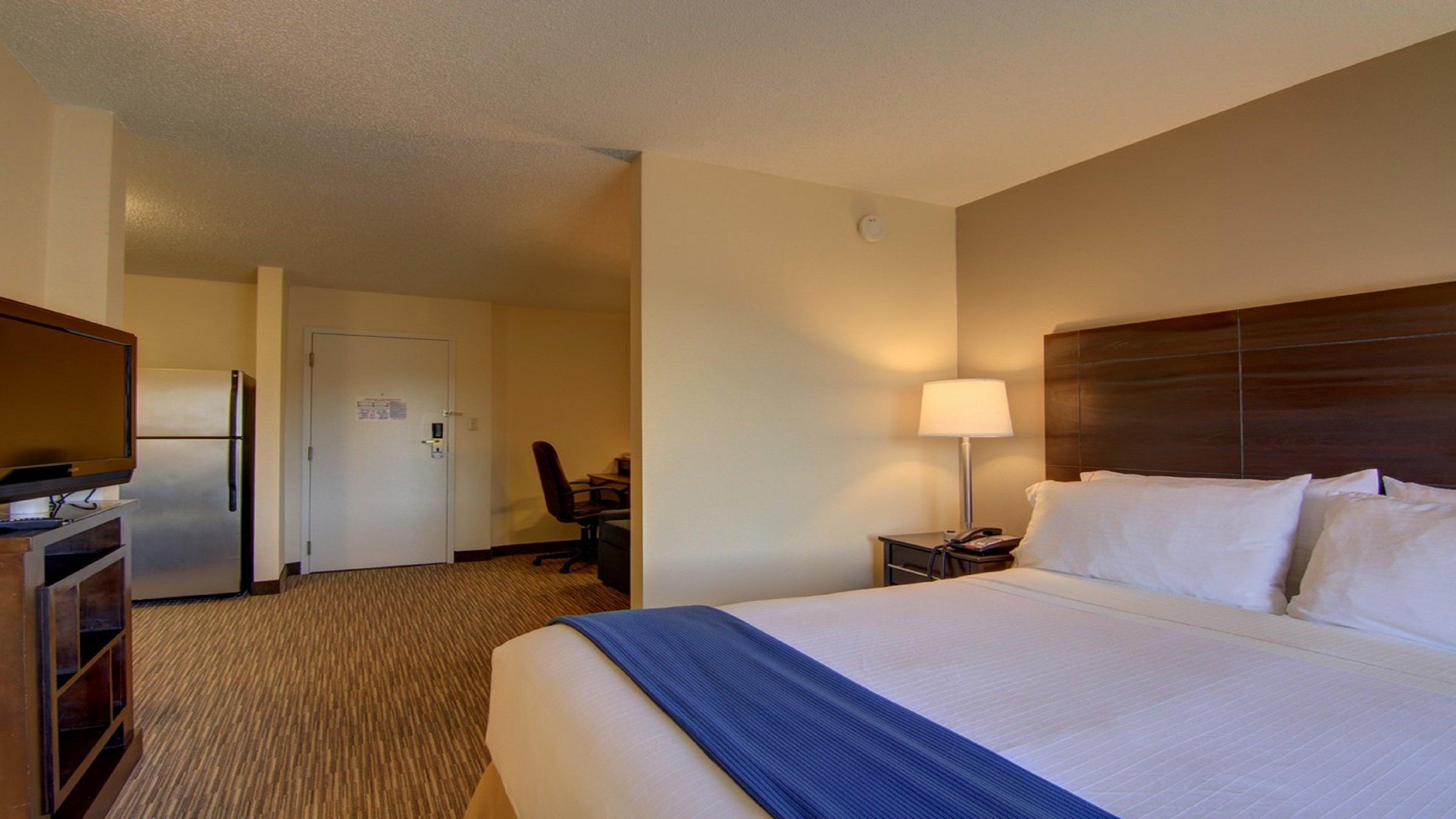 Holiday Inn Express & Suites Alpharetta By Ihg Buitenkant foto