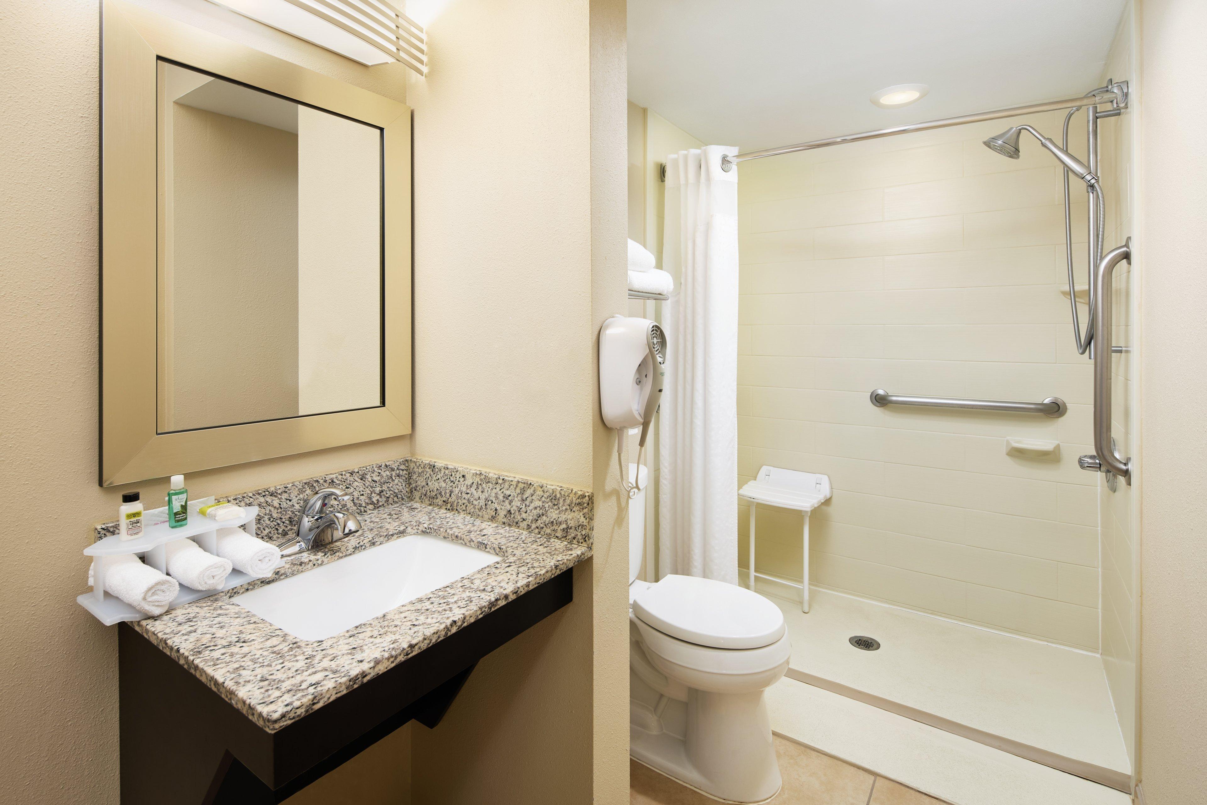Holiday Inn Express & Suites Alpharetta By Ihg Buitenkant foto