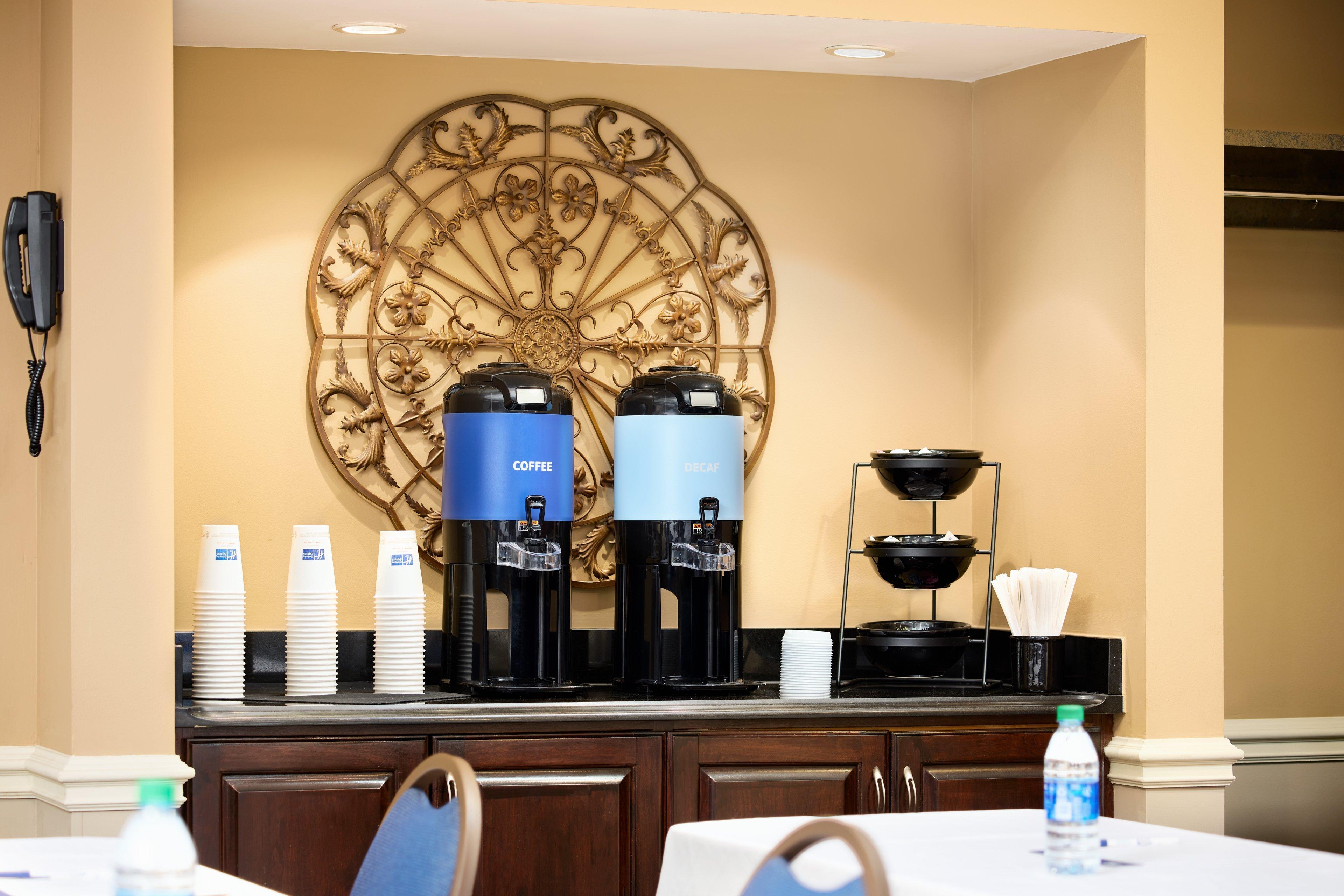 Holiday Inn Express & Suites Alpharetta By Ihg Buitenkant foto