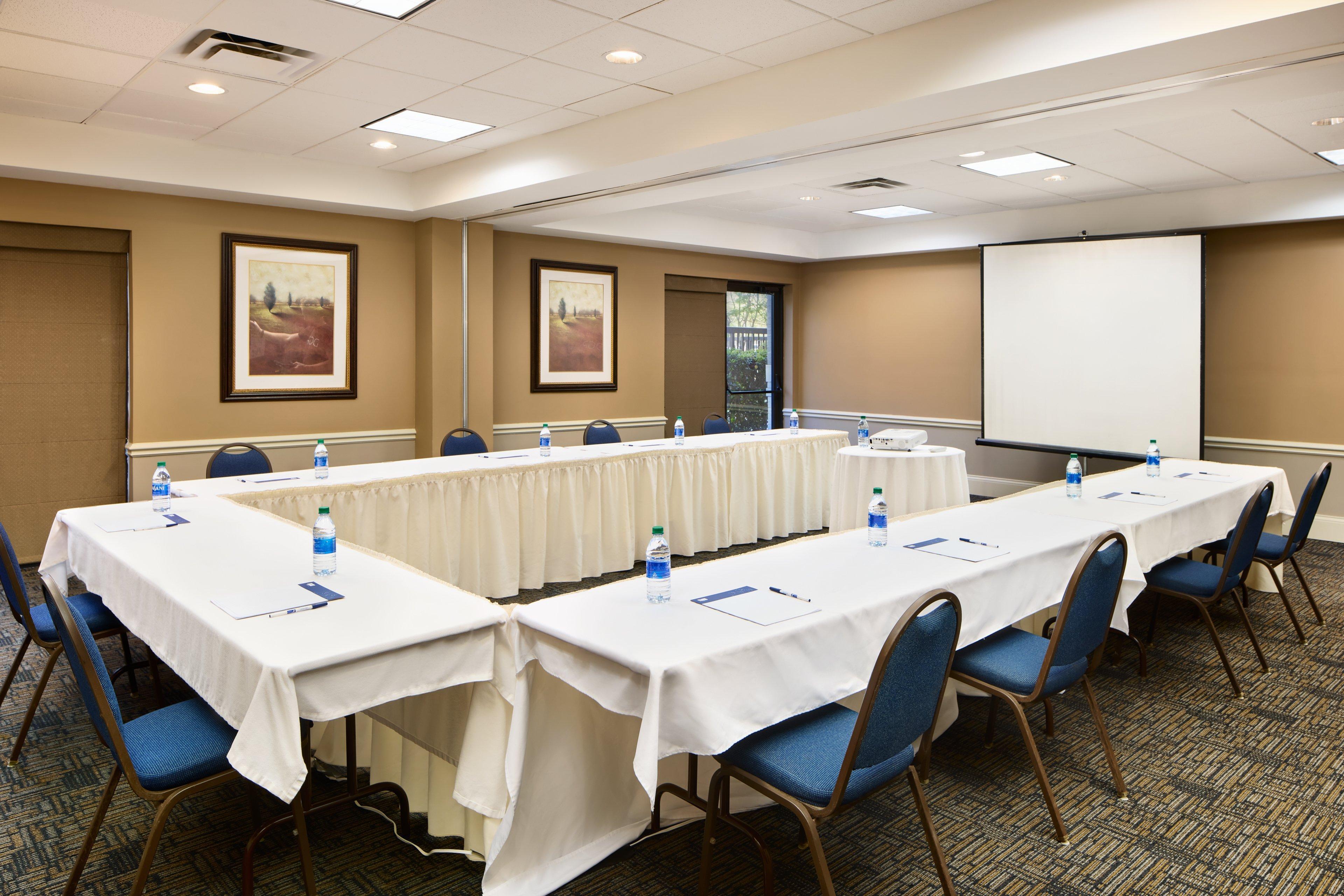 Holiday Inn Express & Suites Alpharetta By Ihg Buitenkant foto
