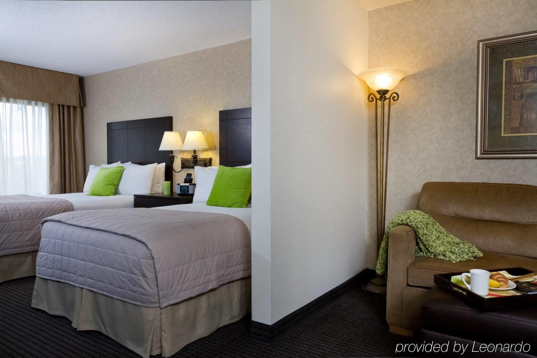 Holiday Inn Express & Suites Alpharetta By Ihg Buitenkant foto